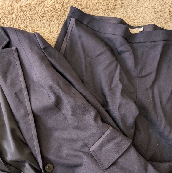 Tory Burch Suit - Picture 10 of 16